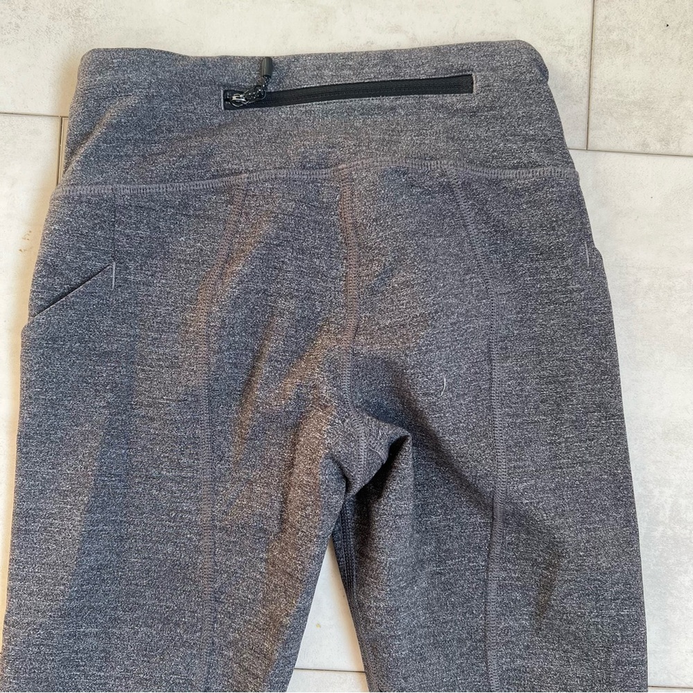Lululemon Athletica Charcoal and Black Mesh Leggings size 2 - Picture 6 of 7